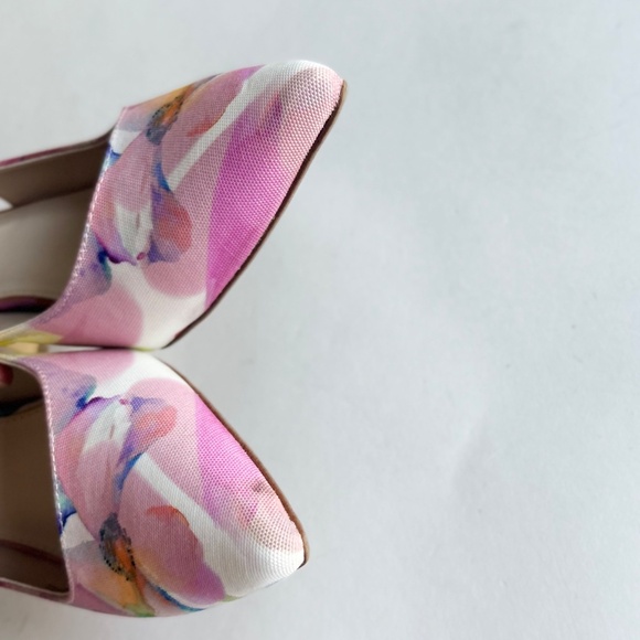 New Alfani Stepnflex Multicolor Flower Canvas Point Toe Heels size 8 - Picture 15 of 16